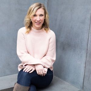 Meet your Posher, Stacy